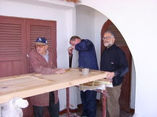 Costantino Papà e Iura a lavoro anni 2000